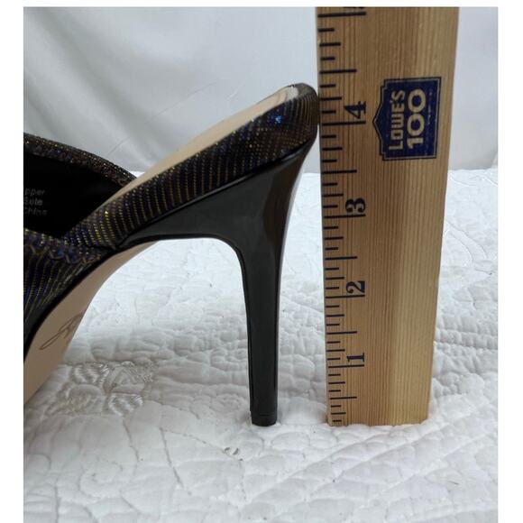 Jewel Badgley Michka Women's 7 Black/Tan Fabric Leopard Print Flocked Sole Shoe - Picture 5 of 10